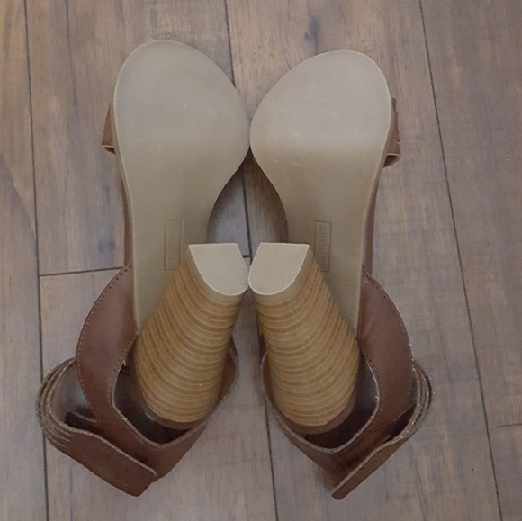 Report Brown Leather High Heel Ankle Strap Sandals‎ - Picture 5 of 6